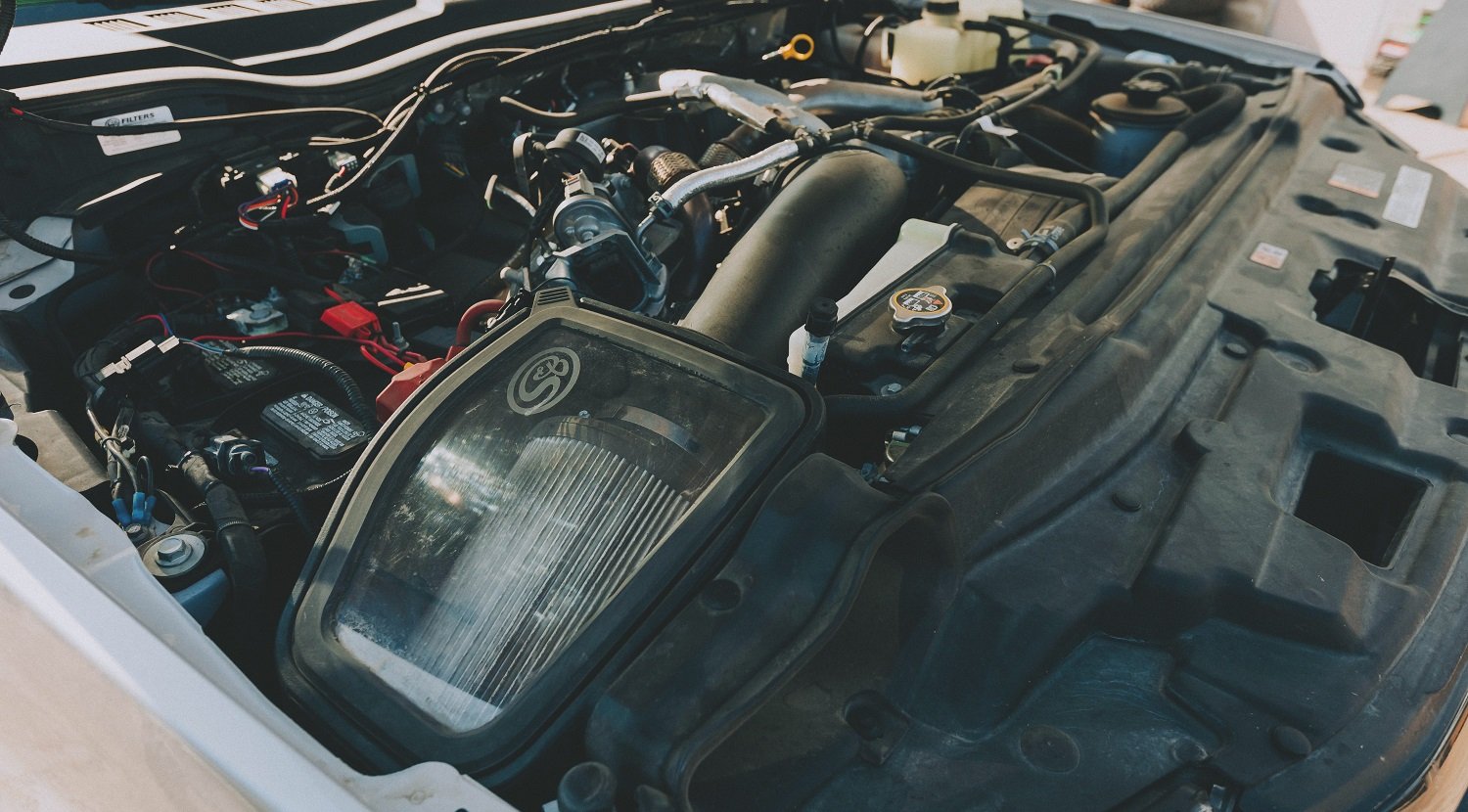 Open vs. Closed Cold Air Intake: Which is Better?